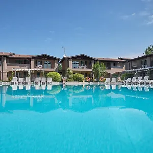 Villaggio Turistico Lugana Marina 3*, Sirmione Italien